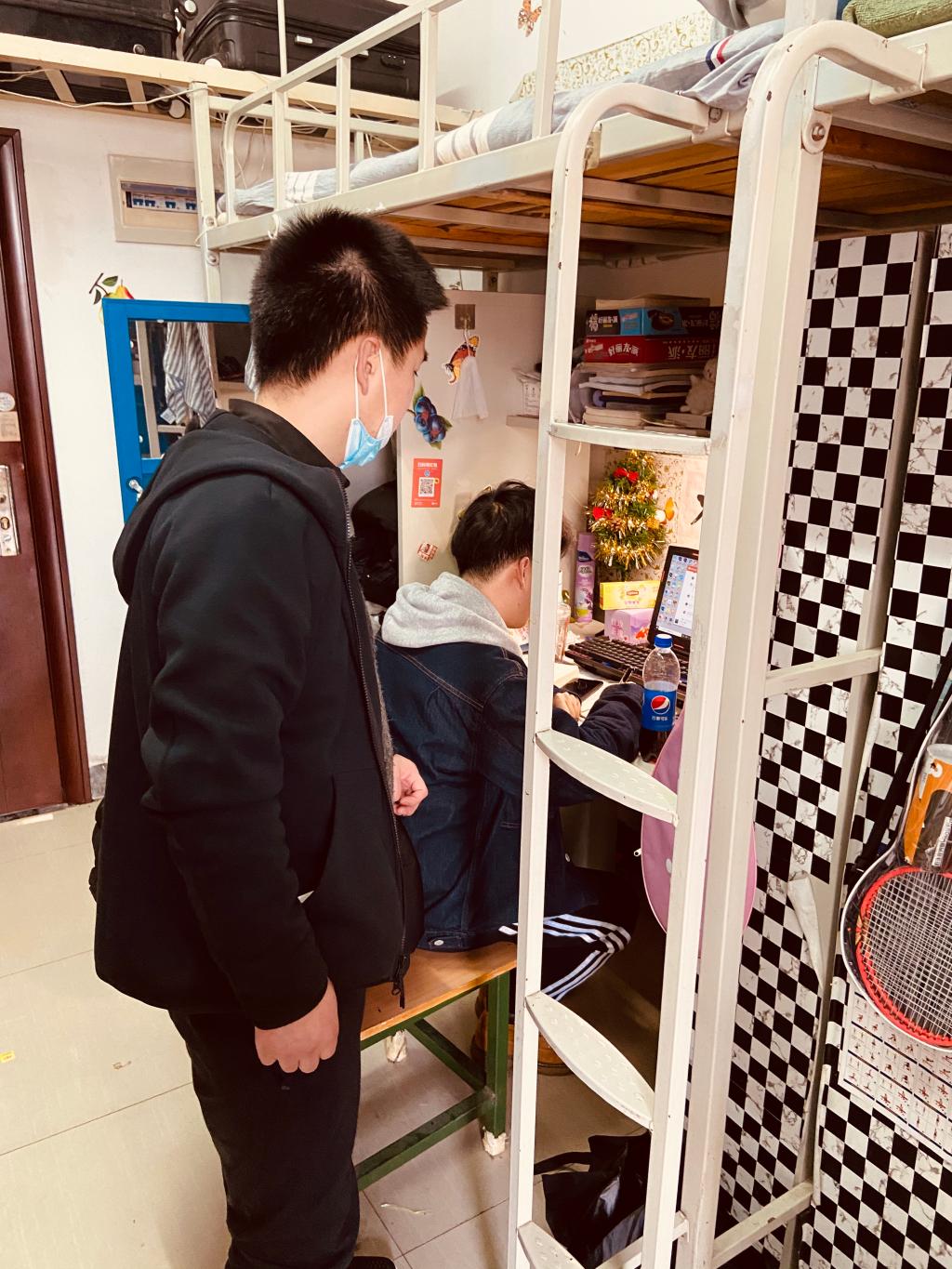 15vip太阳集团